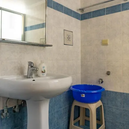 Aris-marie Apartment *