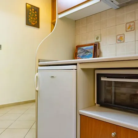 Apartment Aris-marie *